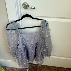 Molly Green Gray Floral Pattern Top